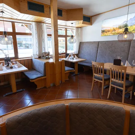 Hotell Alpenblick Filzmoos